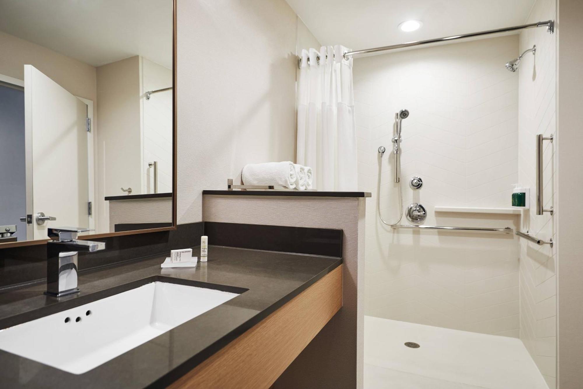Fairfield Inn & Suites By Marriott Kansas City Belton Luaran gambar