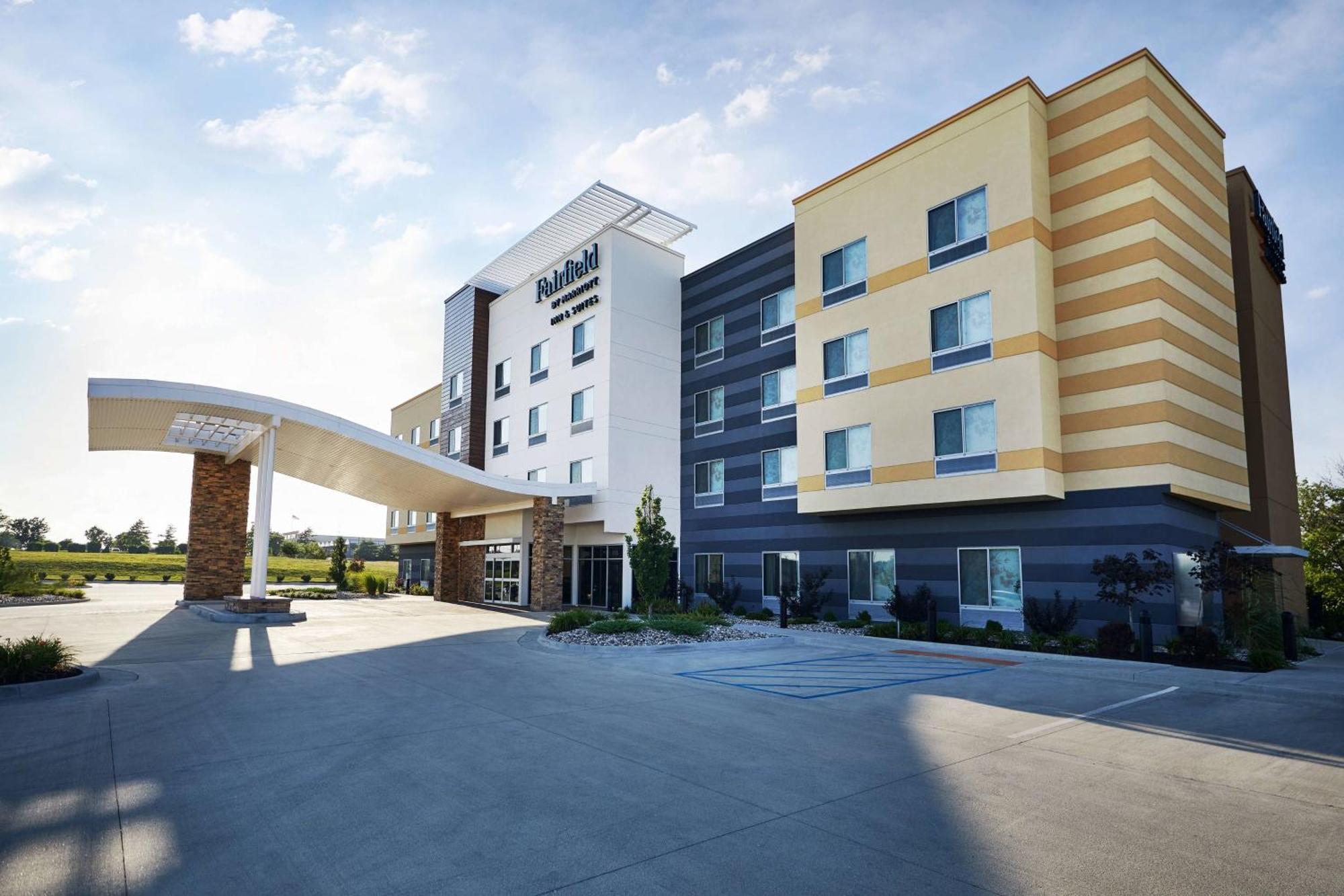 Fairfield Inn & Suites By Marriott Kansas City Belton Luaran gambar